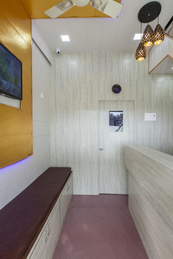 Abza Deluxe Dormitory Mumbai Exterior foto